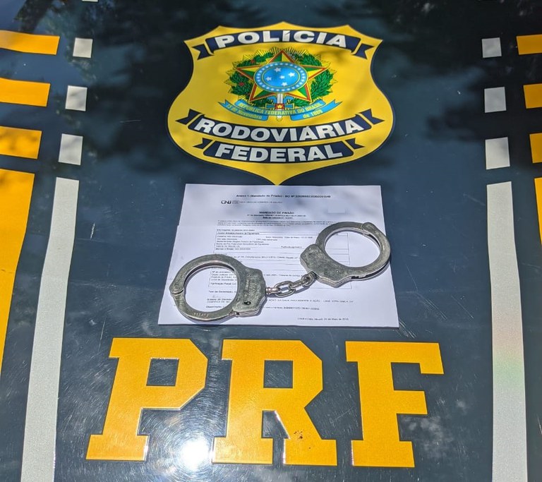 Procurado por estupro de vulnerável no Ceará é detido pela PRF em Cabrobó