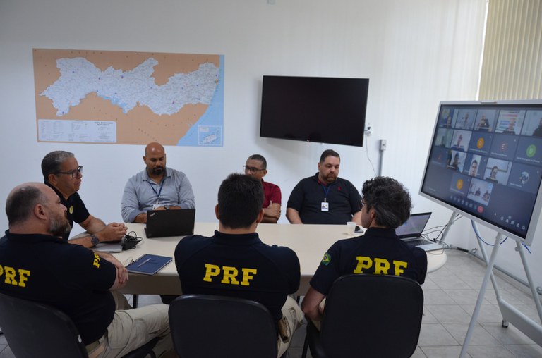 Superintendente realiza 1ª reunião com equipe de gestão da PRF em Pernambuco