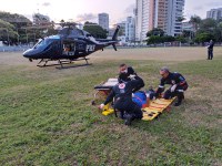 Carro capota e motorista é resgatado de helicóptero em Aliança