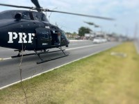 Motociclista é resgatado de helicóptero após sofrer colisão em Olinda