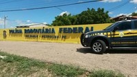 Motorista é flagrado transportando 10 trabalhadores em carroceria de caminhão