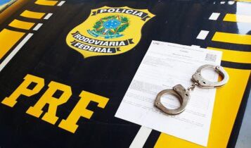 PRF detém homem procurado por tráfico de drogas e porte ilegal de arma em Garanhuns