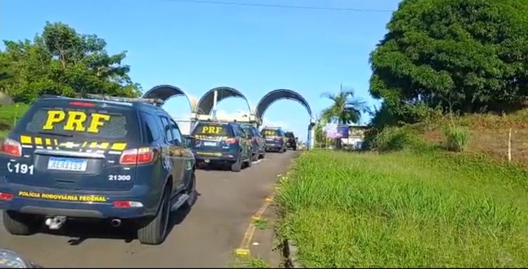 PRF participa da Operação Força no Foco no Cabo de Santo Agostinho