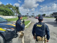 Suspeito de incendiar casa e fugir com filho é detido pela PRF no Cabo de Santo Agostinho