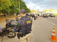 PRF divulga balanço da Operação Fim de Ano em Pernambuco