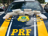 PRF detém casal com 12,6 Kg de cocaína em Santa Maria da Boa Vista