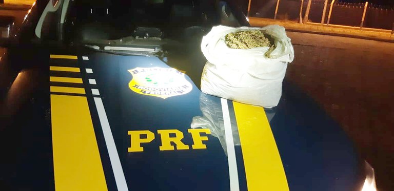 PRF detém homem por tráfico de drogas em Cabrobó