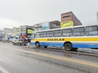 Ônibus escolares irregulares são recolhidos pela PRF em Garanhuns