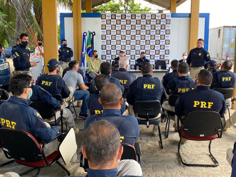 Superintendente se reúne com efetivo nas Delegacias da PRF do Sertão de Pernambuco