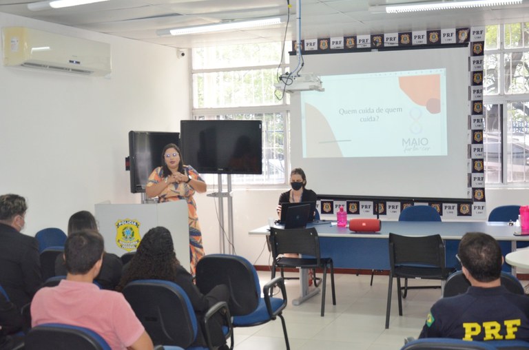 PRF realiza evento alusivo ao Dia das Mães em Pernambuco