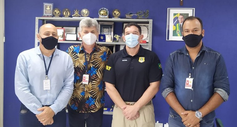 Superintendente da PRF em Pernambuco recebe visita do prefeito de Bonito