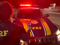 Em Colônia do Gurgueia, motorista embriagado é preso após desobedecer a ordem de parada e empreender fuga.