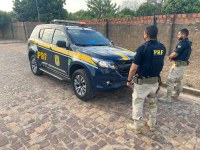 Motorista inabilitado é preso pela PRF por uso de documento falso em Jerumenha/PI