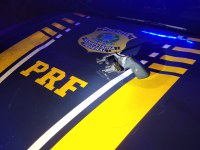 PRF flagra tentativa de roubo a veículo e prende dois em Teresina/PI
