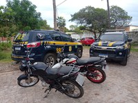 Motocicleta furtada em Pernambuco é recuperada pela PRF em Canto do Buriti/PI