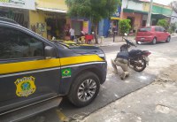 PRF em Floriano apreende veículo com sinais identificadores adulterados