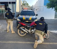 Após tentar fugir de abordagem, homem é preso pela PRF em Nazaré do Piauí (PI) por adulteração de veículo