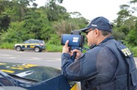 PRF inicia Operação Férias Escolares 2023 com foco em coibir excesso de velocidade nas rodovias federais do Piauí