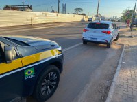 Veículo alugado há mais de 6 meses e que não foi devolvido à locadora de Curitiba é recuperado pela PRF em Teresina