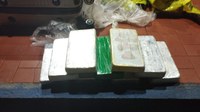 Passageira de ônibus é presa com R$ 1,6 milhão em cocaína durante abordagem da PRF em Picos (PI)