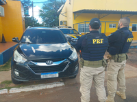 Veículo roubado em São Paulo é recuperado pela PRF na BR 316, em Picos (PI)