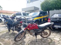Motocicleta roubada no Ceará é recuperada pela PRF em Buriti dos Lopes (PI)