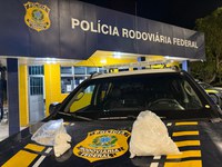 PRF apreende mais de 1 kg de cocaína escondido em painel de veículo durante abordagem na BR-316, em Teresina (PI)