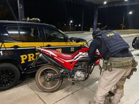 Em menos de 4 horas, PRF recupera duas motocicletas roubadas no sul do Piauí