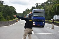 Carga Pesada: PRF registra em 2020 um aumento de 18,4% nos flagrantes de excesso de peso em veículos de carga nas rodovias federais do Piauí