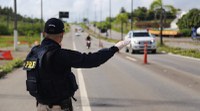 No Piauí, a cada duas motocicletas abordadas pela PRF, uma é autuada por seus ocupantes não estarem utilizando capacete de segurança