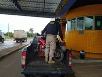 Em Floriano/PI: Motocicleta roubada há três anos no Maranhão é recuperada pela PRF na BR 230