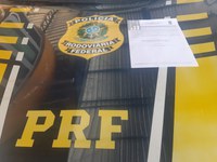 Em Piripiri/PI: PRF autua caminhoneiro por Transporte de mercadoria nacional sem nota fiscal e passageira por estar portando anfetaminas para consumo na BR 343