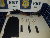 PRF prende dois homens acusados de envolvimento em sequestro e apreende duas armas de fogo