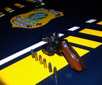 PRF prende homem por porte ilegal de arma de fogo na BR 316 em Timon