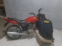 Em Luís Correia/PI: Mulher acusada de Receptação é presa pela PRF com motocicleta roubada na BR 343