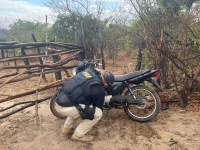 PRF apreende motocicleta adulterada em Inhuma na BR 316