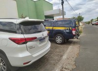 PRF recupera na BR 343 em Campo Maior veículo roubado usado como clone e prende empresário por receptação culposa