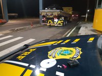 PRF autua caminhoneiro portando cloridrato de cocaína em Valença do Piauí
