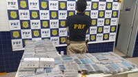 Acessórios falsificados que eram transportados em bagageiro de ônibus são apreendidos pela PRF em Floriano