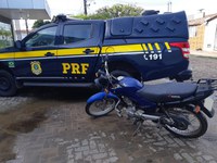 Em Piripiri, PRF recupera motocicleta furtada há nove anos