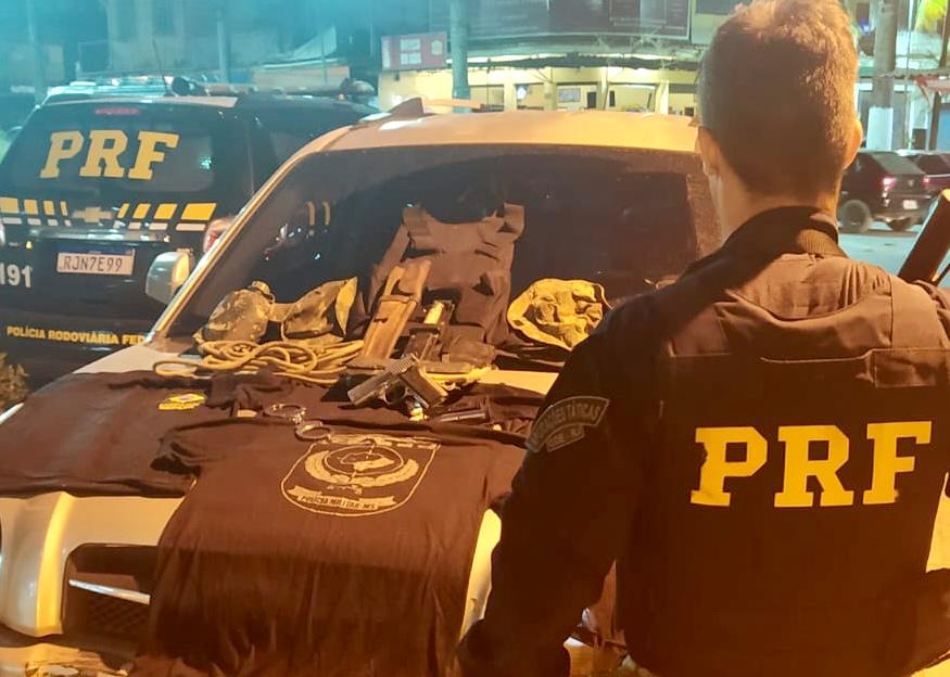 Armas doadas pela PRF a Duque de Caxias, RJ, têm mais de 15 anos e estão  'propensas' a falhas, Rio de Janeiro