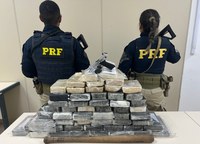 PRF e Polícia Civil do Espírito Santo apreendem 53 quilos de cocaína na Zona Norte do Rio