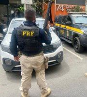 PRF recupera veículo em Itaboraí-RJ