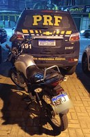 PRF apreende motocicleta e prende homem que participava de “rolezinho” em Duque de Caxias/RJ