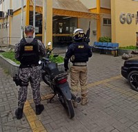 PRF recupera moto roubada em Duque de Caxias