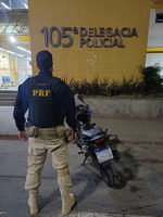 Em Petrópolis, veículo com sinal identificar adulterado é recuperado pela PRF