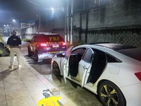 Carro roubado em Itaboraí é recuperado em Duque de Caxias