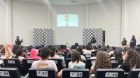 PRF realiza ação educativa com crianças de escolas municipais no RJ