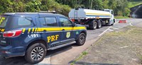 PRF flagra transporte de óleo diesel com nota fiscal ilegal no RJ