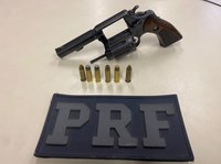 PRF apreende arma de fogo e munições em Duque de Caxias